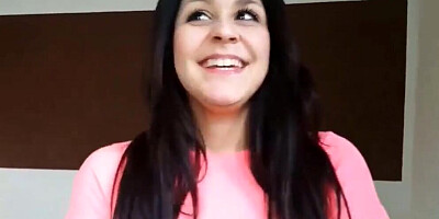 Brunette Hure Schwester lutscht mich