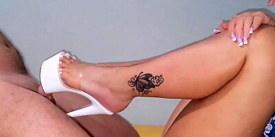 Sex with a stepmom ends with sperm in high heels