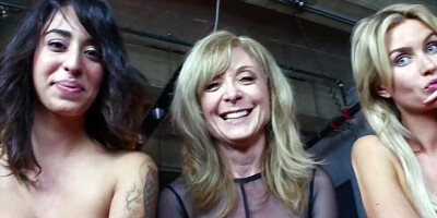 Mature lesbian Nina Hartley – behind the scenes tour with her sexy friends