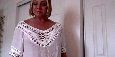 Brianna Beach, Mom's Pussy Beats Jerking Off