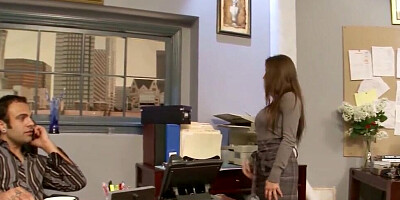 Boss fucks his gorgeous secretary Rachel Roxxx on the table
