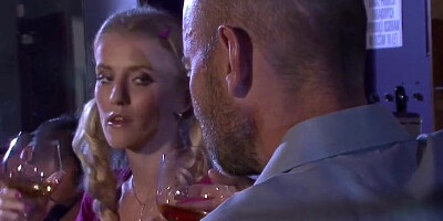 Kasia Linsey is wrapping her tight cunt around dude's big dick