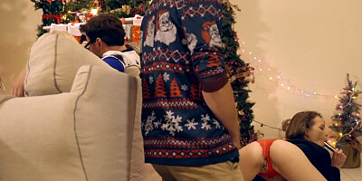 Angel Smalls, Kenzie Reeves & Logan Long in New Year's Eve 3some