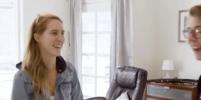 Beautiful dykes never had a pussy licking session this great