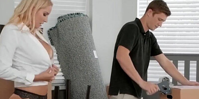 Mother and step daughter team need help with their boxes - Reality Kings