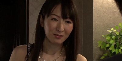 Members-only: Comforting Beautiful Mature Woman's Pub - Part.2