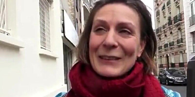 MILF agrees to have anal sex with a stranger for some cash