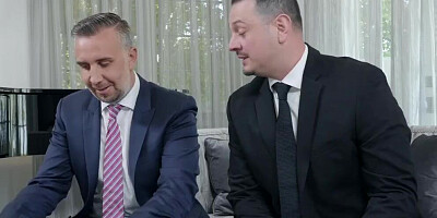 Strapping stud fucks his friend's horny wife