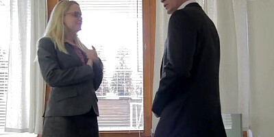 Juicy blonde secretary Barra Brass moans while fuckign with her boss