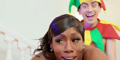 Curvy black woman Ebony Mystique is riding skinny white dude