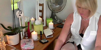 British Housewife Amy Is In Desperate Need For Cock