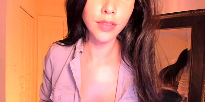 Amazing Brazilian babe Bella Brookz is showing that gorgeous body