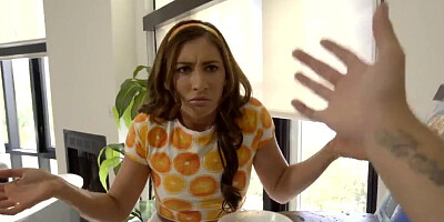 Falling Trick Works With Perfect Ass Stepsister