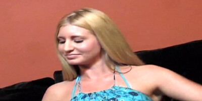 Larin Lane Bounces Her Flat White Booty On A Hard Dick