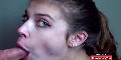 My girlfriend loves sucking my dick in the morning