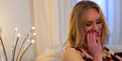 NaughtyAmerica: Sexy babe, Daisy, loves her pussy pounded. especially by married men on PornHD