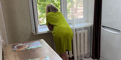 Gave her a dick in the ass