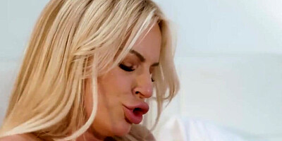 Rachael Cavalli and another blonde are making out and scissoring