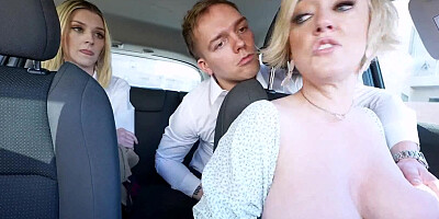 Free Use My Stepmom And Stepsis All Day When I Need - Dee Williams