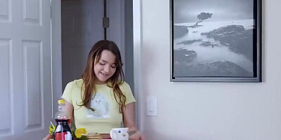 Gorgeous Teen Babe Honey Hayes gives Stepdaddy a Special Celebration of Father's Day