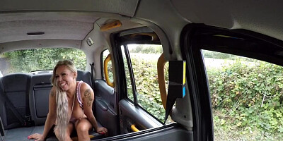 Stunning blonde pays for taxi ride with blowjob and sex