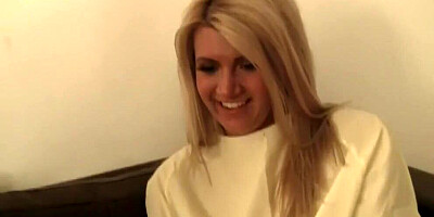 AJ Applegate & Layla Price both suck dick at the glory hole