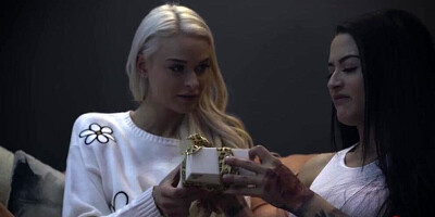 So-ul Sis-ters II - Emma Hix, Katrina Jade