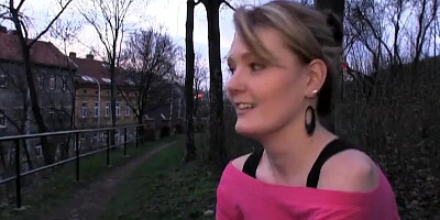 PublicAgent Sex young babe fucked outside