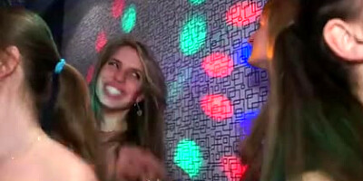Real unexperienced teens get fucked in party