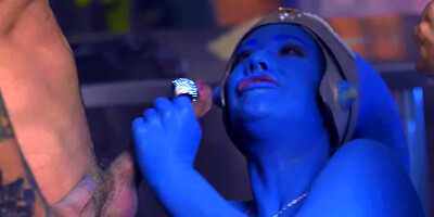 Aayla Secura is captured and drilled by the enemy agents