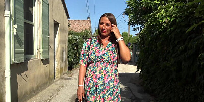 Hot amateur woman from Europe sucking on two dicks