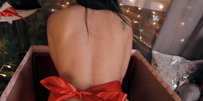 Step Sister Gift Sweet ASS in Box and Rough Sex for Christmas - Unboxing gift