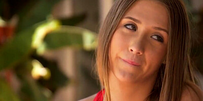 Juicy girl Audrey Hempburn is being dicked down in the open air