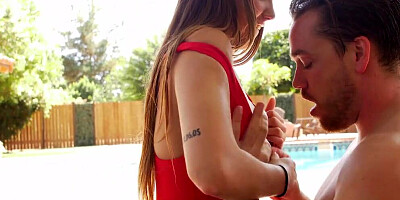 Juicy girl Audrey Hempburn is being dicked down in the open air