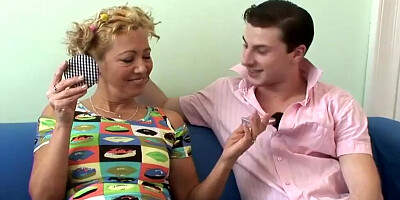 Slutty mature woman is jumping on stepson's big rod when husband is away