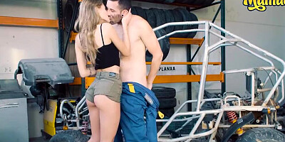 Car service was a perfect place for a vigorous pussy pounding