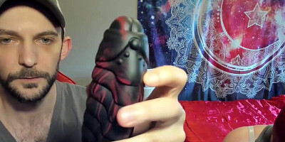 Momonii Black and Red Fantasy Dildo Unboxing and Masturbation with Jasper Spice and Sophia Sinclair