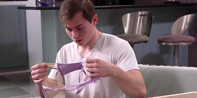 Short-haired cougar sucks a dick and gets banged on the couch