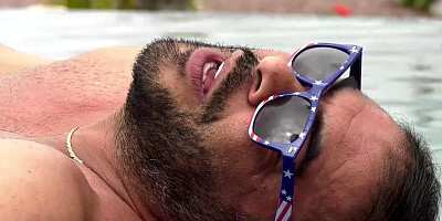 Casual picnic for 4th July turns into unbridled orgy party
