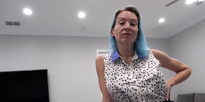 THE INAPPROPRIATE GIFT E08 Stepmom Is My Gift After Girlfriend Dumped Me