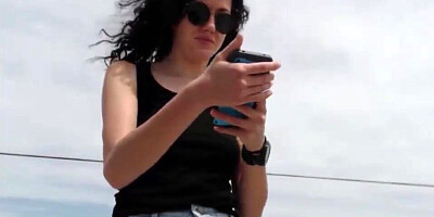 I Love Playing with My Pussy on the Beach - LIVE