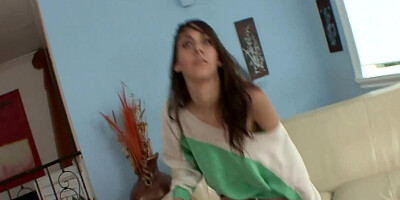 Luna Kitsuen is taking a load of cum in her asshole