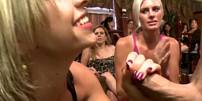 Striper gets a lot of blowjobs from these sex-crazed MILFs