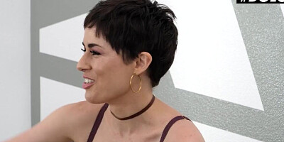 Short-haired MILF Olive Glass is playing with herself in solo video