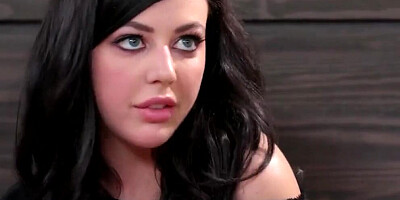 Aidra Fox found out Step-Sis Masturbates 2 her Lookalike