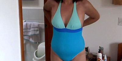I return from the beach excited and masturbate in front of my friend's stepson jerking off