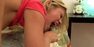 Long Overdue Cum Exploding Reunion Sex With Squirting Stepsister