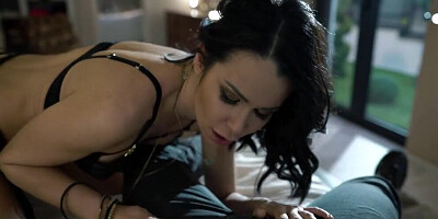 Jessy Jey wraps her lips around a thick cock and sucks it