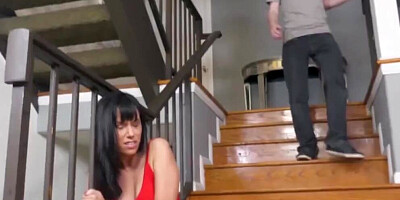 MommyBlowsBest - taking Advantage while StepMom's Stuck