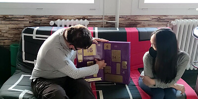 LoveHoney Advent calendar Day 21 : The cards guide us